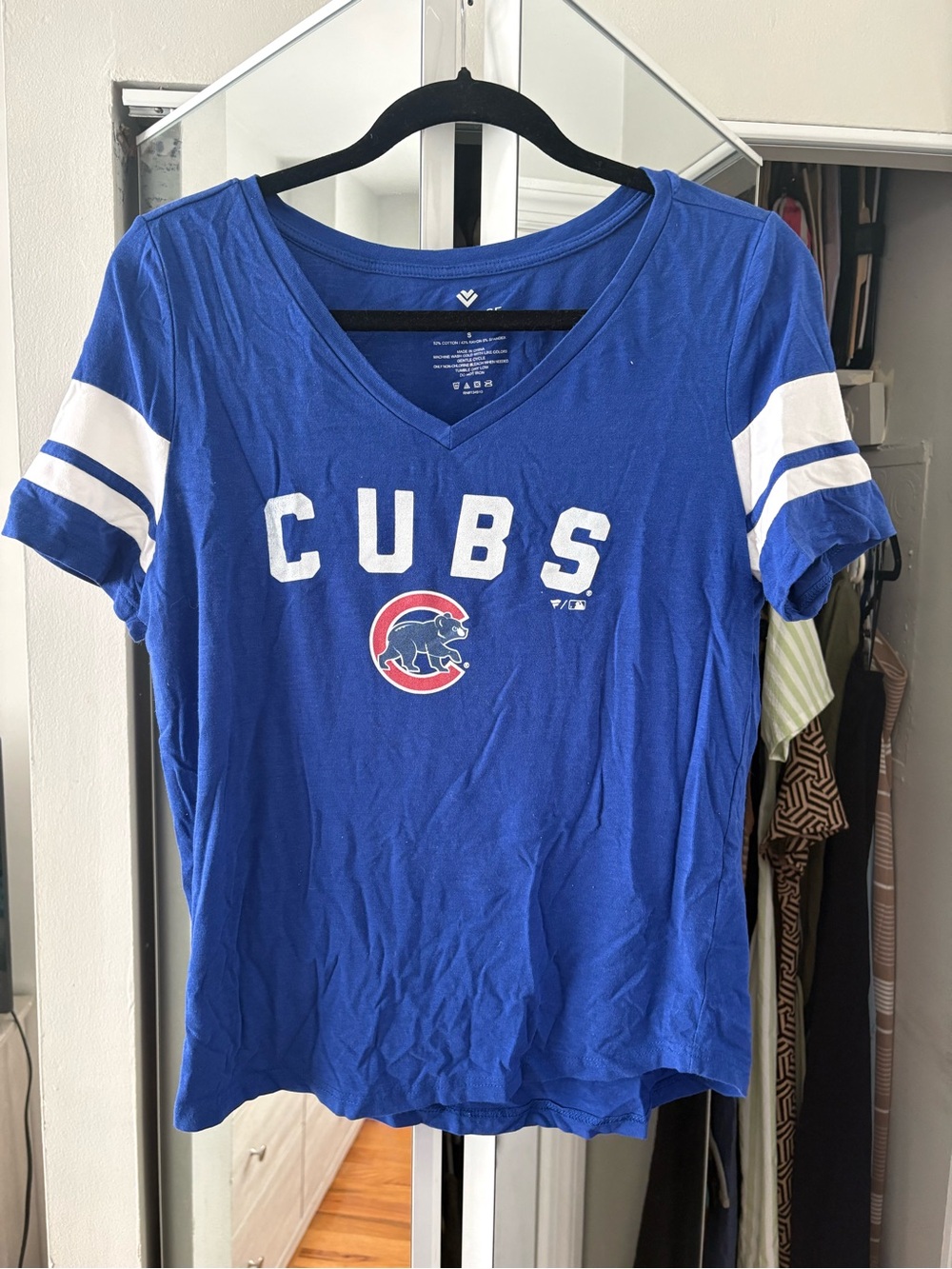 Chicago Cubs Women's Blue V-Neck Tee with White Stripes